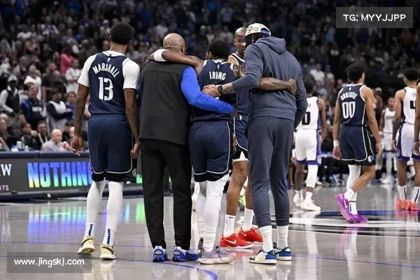浓眉笑容满面入场 NBA官推晒出独行侠4胜0负精彩瞬间 浓眉笑容满面入场 NBA官推晒出独行侠4胜0负精彩瞬间